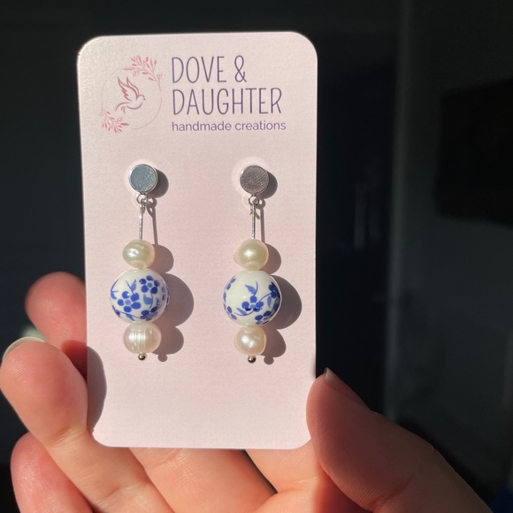 Blue Azul Glass Bead and Freshwater Pearl Hand Crafted Earrings - Picture 5 of 7